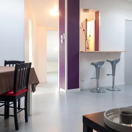 Moderne Avec 2 A * Dieulouard